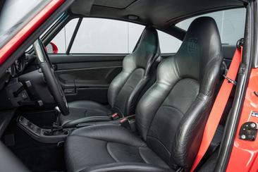 Porsche 911 Turbo S — photo 15