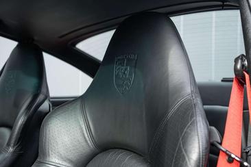 Porsche 911 Turbo S — photo 16