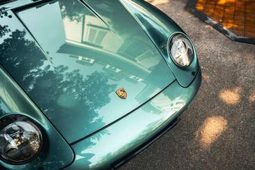 Porsche 993 CARRERA 4 — photo 9