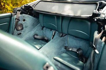 Porsche 993 CARRERA 4 — photo 25