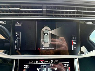 Audi Q7 S Line 55 TFSI E — photo 27