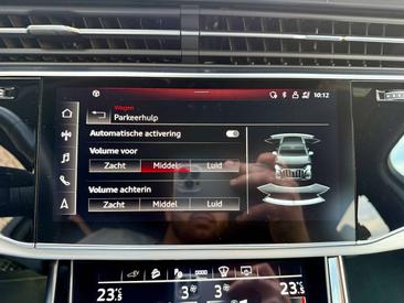 Audi Q7 S Line 55 TFSI E — photo 38