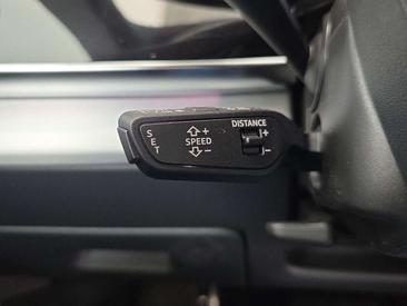 Audi Q8 S Line Edition 50 TDI — photo 11