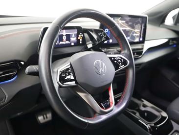 Volkswagen ID.5 4Motion GTX — photo 8