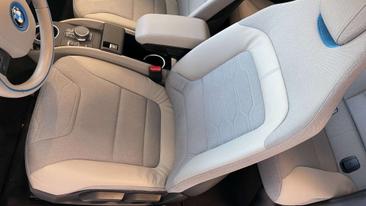 BMW I3 — photo 10