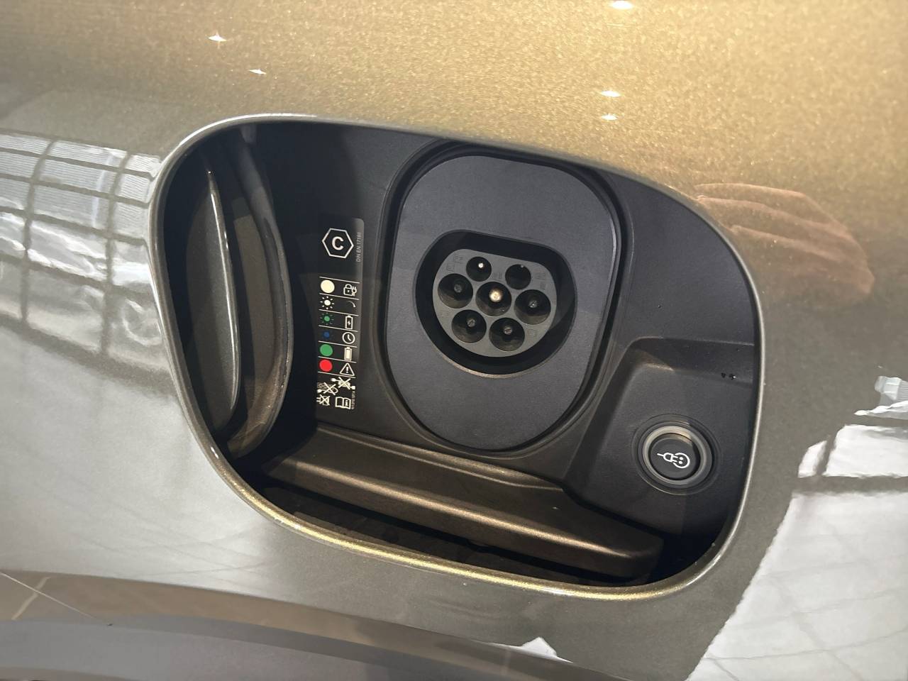 Porsche Macan Electrique 4 - 2025 - Joinsteer - #13