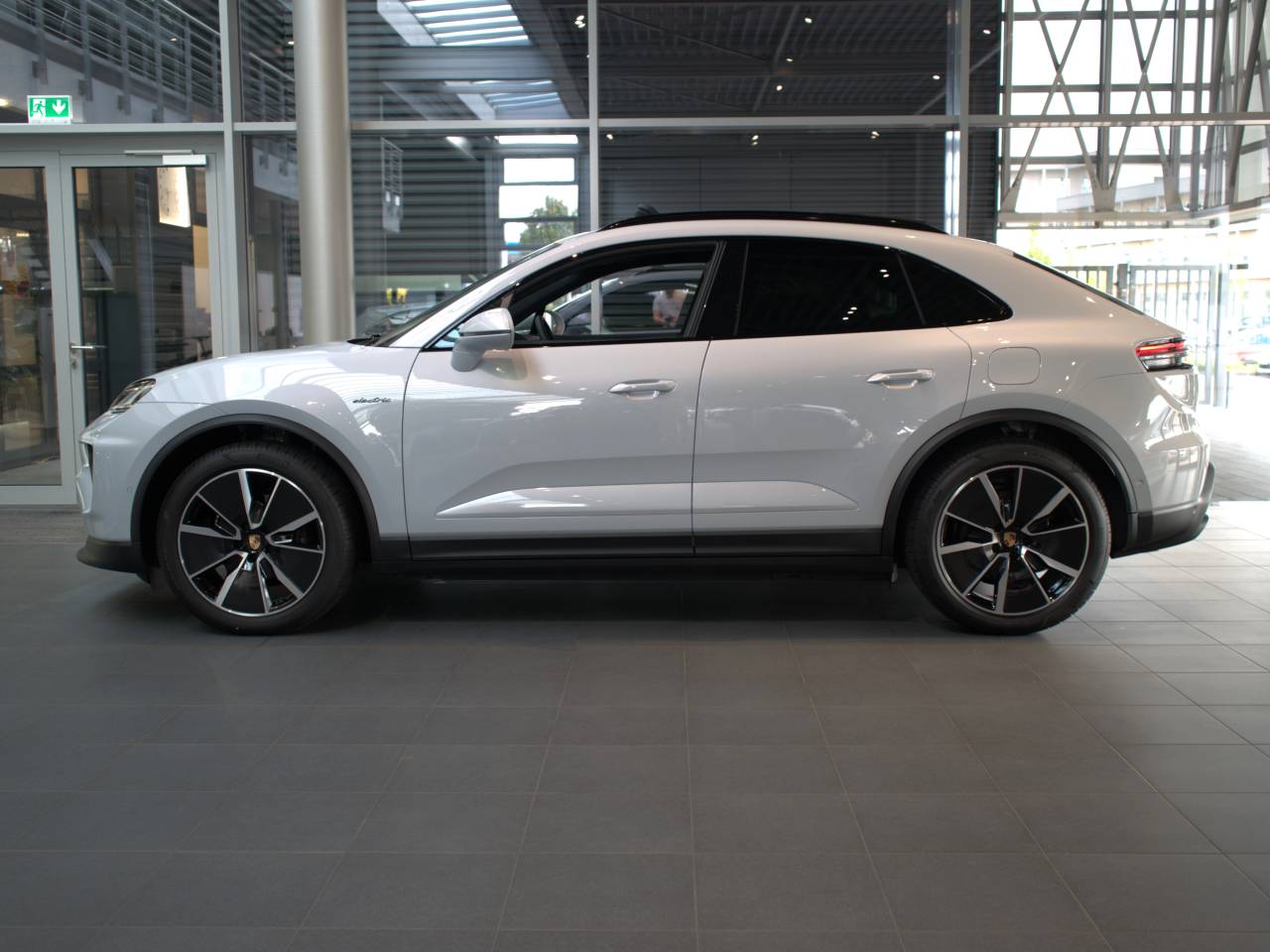 Porsche Macan Electrique 4 - 2025 - Joinsteer - #2