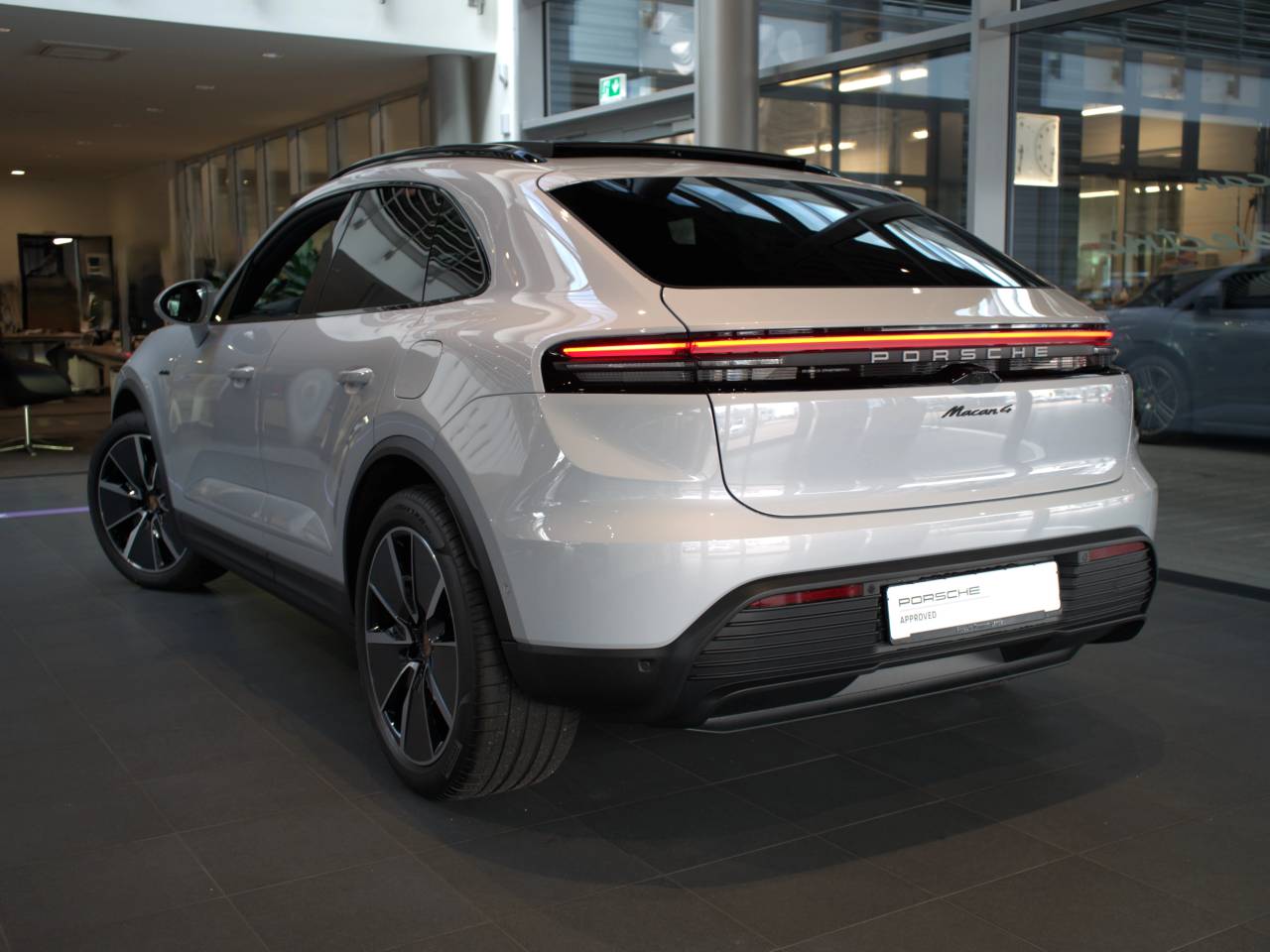 Porsche Macan Electrique 4 - 2025 - Joinsteer - #3