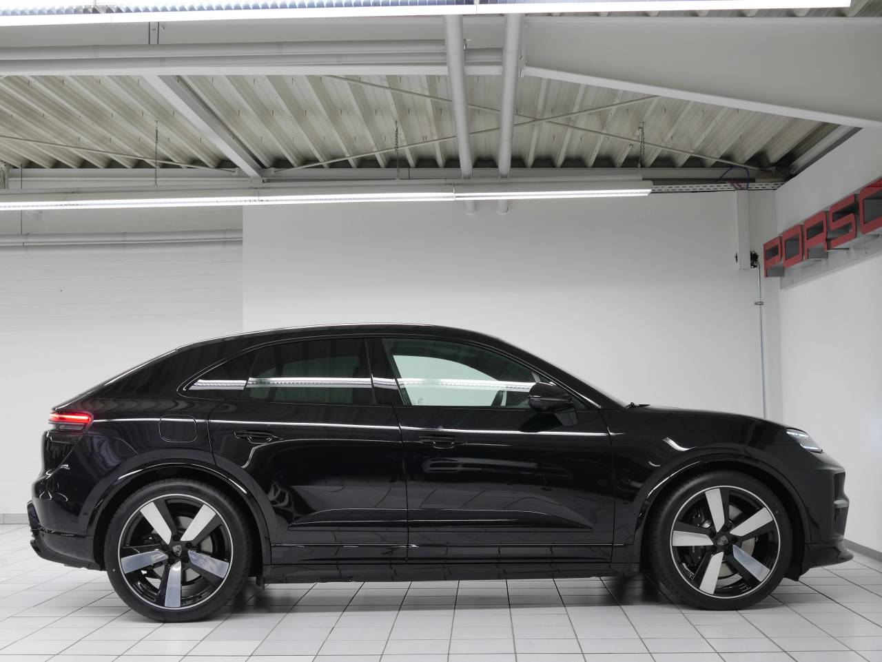 Porsche Macan Electrique Turbo - 2025 - Joinsteer - #6