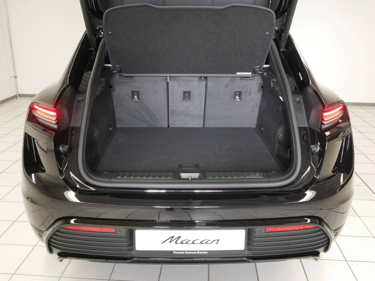 Porsche Macan Electrique Turbo - 2025 - Joinsteer - #23