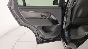 Land Rover Range Rover Sport D250 — photo 18