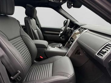 Land Rover Discovery Dynamic HSE 3.0 D250 — photo 15