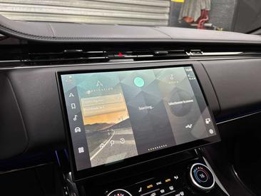 Land Rover Range Rover Sport AUTOBIOGRAPHY 3.0 P510E PHEV — photo 26