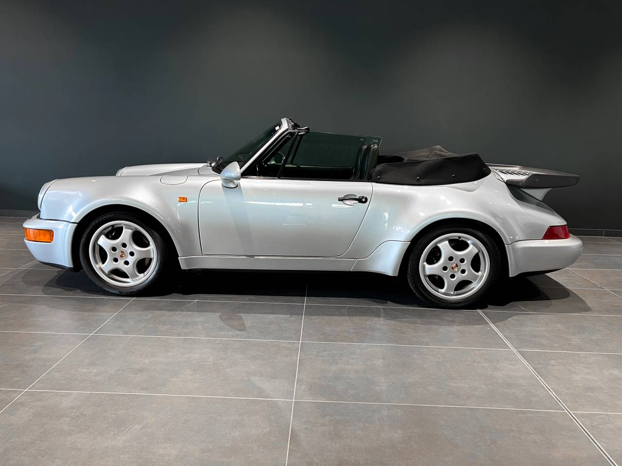 Porsche 964 Carrera 2 Cabriolet Turbo Look - 1992 - Joinsteer - #18