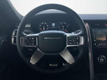 Land Rover Discovery Dynamic SE D350 AWD — photo 16