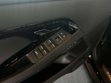 Land Rover Range Rover Evoque Dynamic SE 3D Kamera SitzHZ Noir — photo 10