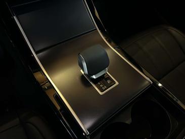 Land Rover Range Rover Evoque Dynamic SE 3D Kamera SitzHZ Noir — photo 22