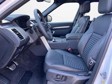 Land Rover Discovery D250 DYNAMIC SE AHK StandHZ SitzHZ Blanc — photo 11