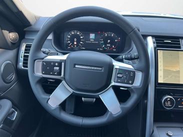Land Rover Discovery D250 DYNAMIC SE AHK StandHZ SitzHZ Blanc — photo 17