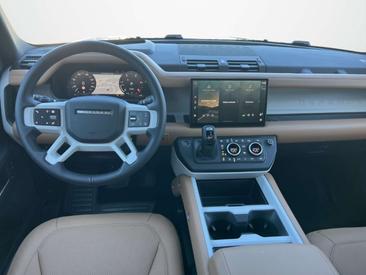Land Rover Defender 90 D300 X-Dynamic HSE StandHZ AHK — photo 16