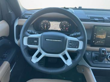 Land Rover Defender 90 D300 X-Dynamic HSE StandHZ AHK — photo 17