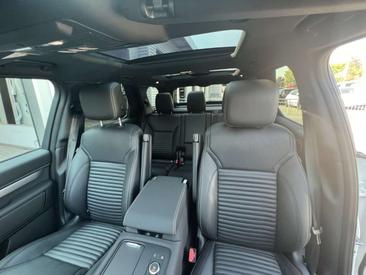 Land Rover Discovery D250 DYNAMIC SE AHK StandHZ SitzHZ Blanc — photo 25