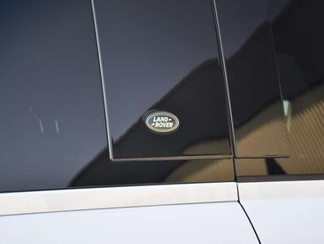 Land Rover Defender 110 2.0 P400e Schuif-/kantel Panorama Dak L Blac Blanc — photo 11