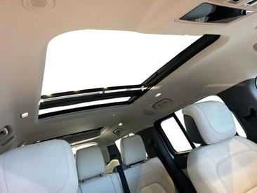 Land Rover Defender 130 Style+Fahrassist+AHK+Pano 3.0 D300 — photo 13