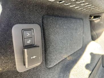 Land Rover Range Rover Evoque D200 Dynamic SE BlackPack AHK 3D Kam Leder Meridia Noir — photo 16