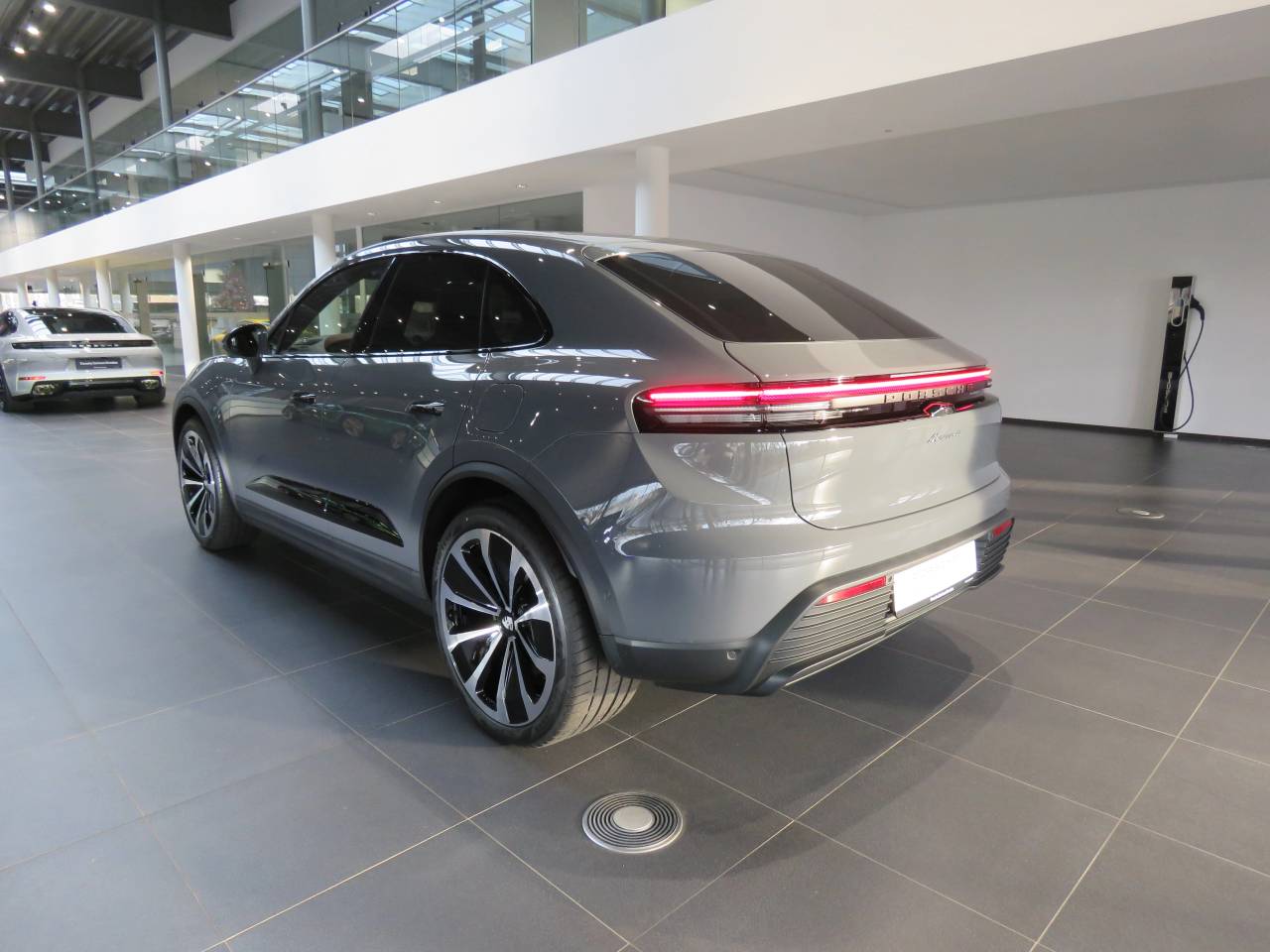 Porsche Macan Electrique 4 - 2025 - Joinsteer - #3