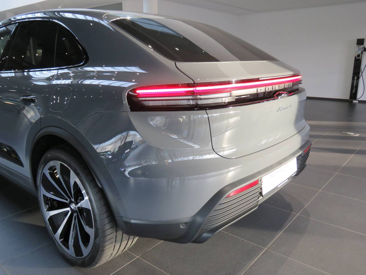 Porsche Macan Electrique 4 - 2025 - Joinsteer - #11