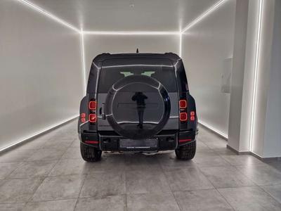 Land Rover Defender 130 D300 MHEV