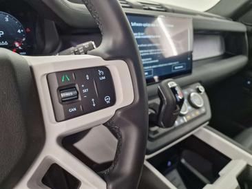 Land Rover Defender 130 D300 MHEV — photo 13