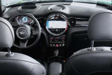 Mini Cabrio Premium Plus Cooper — photo 10