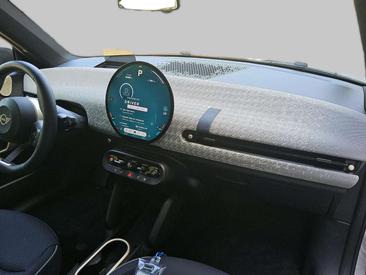Mini Electric Favoured Cooper SE — photo 13