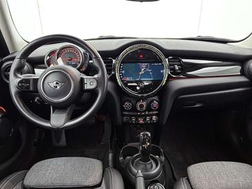 Mini 5 Portes Classic Cooper — photo 3