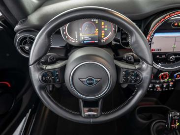 Mini Cabrio John Cooper Works — photo 11