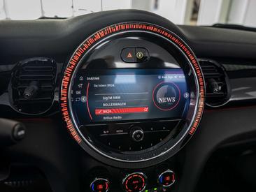 Mini Cabrio John Cooper Works — photo 14