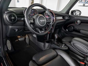 Mini Cabrio John Cooper Works — photo 21