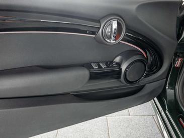 Mini Cabrio John Cooper Works — photo 22