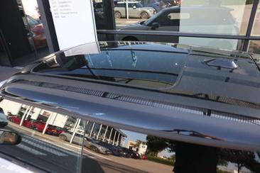 Mini 3 Portes Cooper SE — photo 9