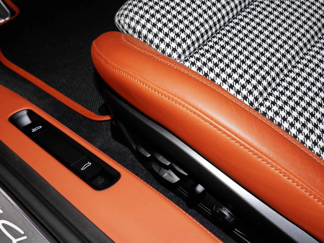 Porsche 992 I Sport Classic - 2023 - Joinsteer - #24