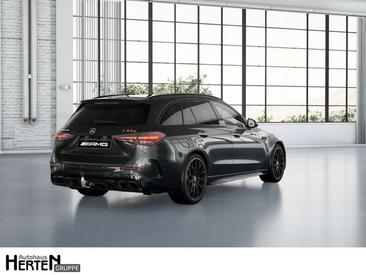 Mercedes Classe C63 AMG 63 Night Edition — photo 2