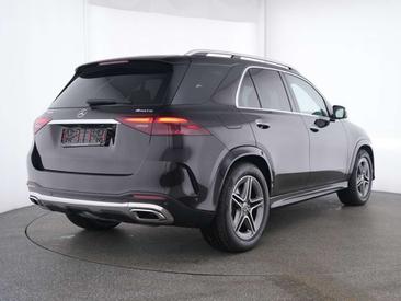 Mercedes GLE 400 AMG Line — photo 2