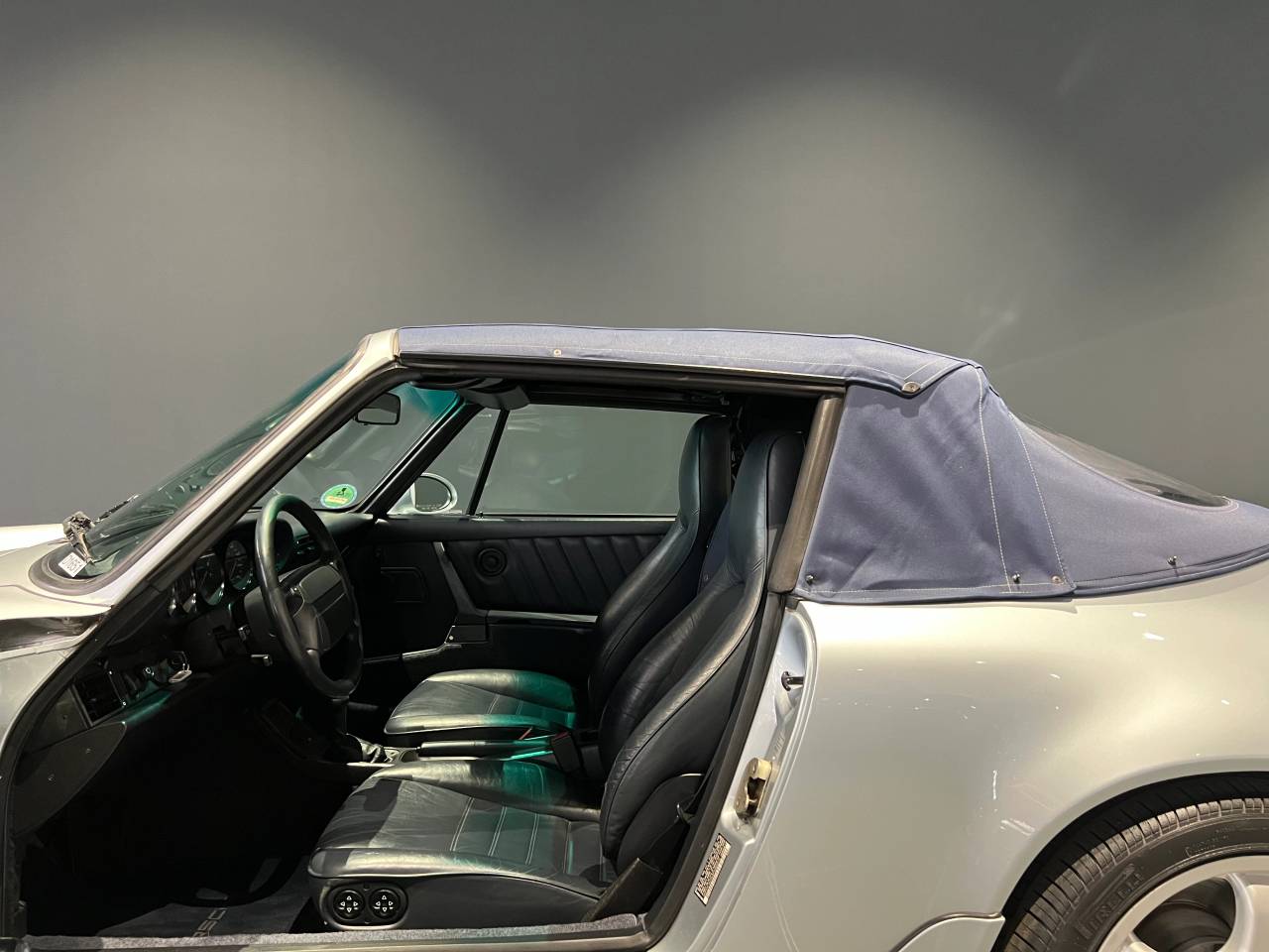 Porsche 964 Carrera 4 Cabriolet - 1993 - Joinsteer - #25