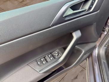 Volkswagen Taigo Style — photo 12