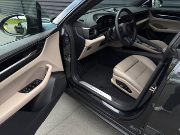 Porsche Macan GTS Electric — photo 15