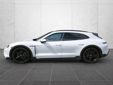 Porsche Taycan Cross Turismo 4S — photo 2