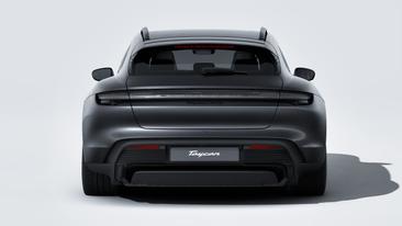 Porsche Taycan Turbo S — photo 7