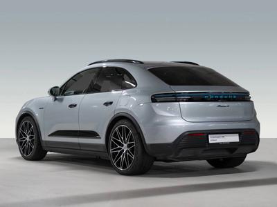 Porsche Macan GTS Electric